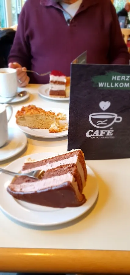 BookNoFees: Restaurace – Café am Rothaarsteig – Brilon – Kavárna u Rothaarsteigu, foto 3