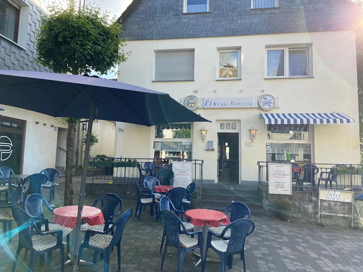 BookNoFees: Restaurace – Eiscafé Venezia – Breckerfeld – Eiscafé Venezia, foto 1