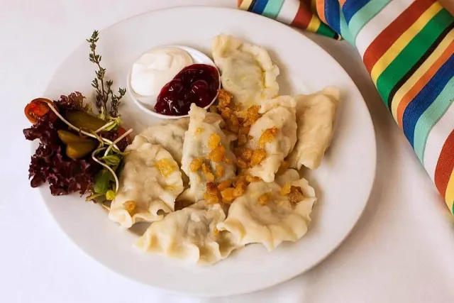 BookNoFees: Restaurace – Specjały Regionalne – Warsaw – Regionální speciality, foto 3