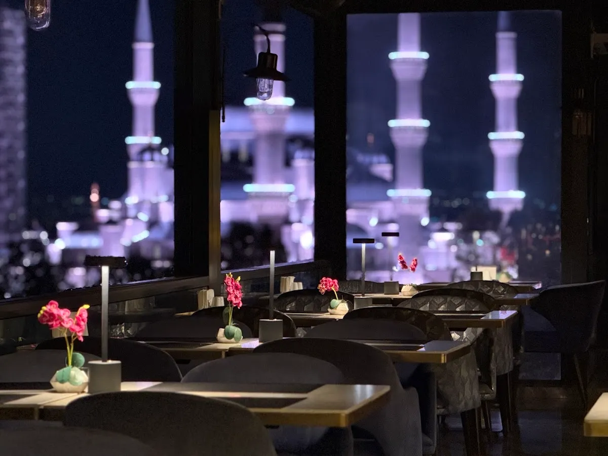 BookNoFees: Restaurace – Grace Rooftop Restaurant – Istanbul – Restaurace Grace na střeše, foto 1