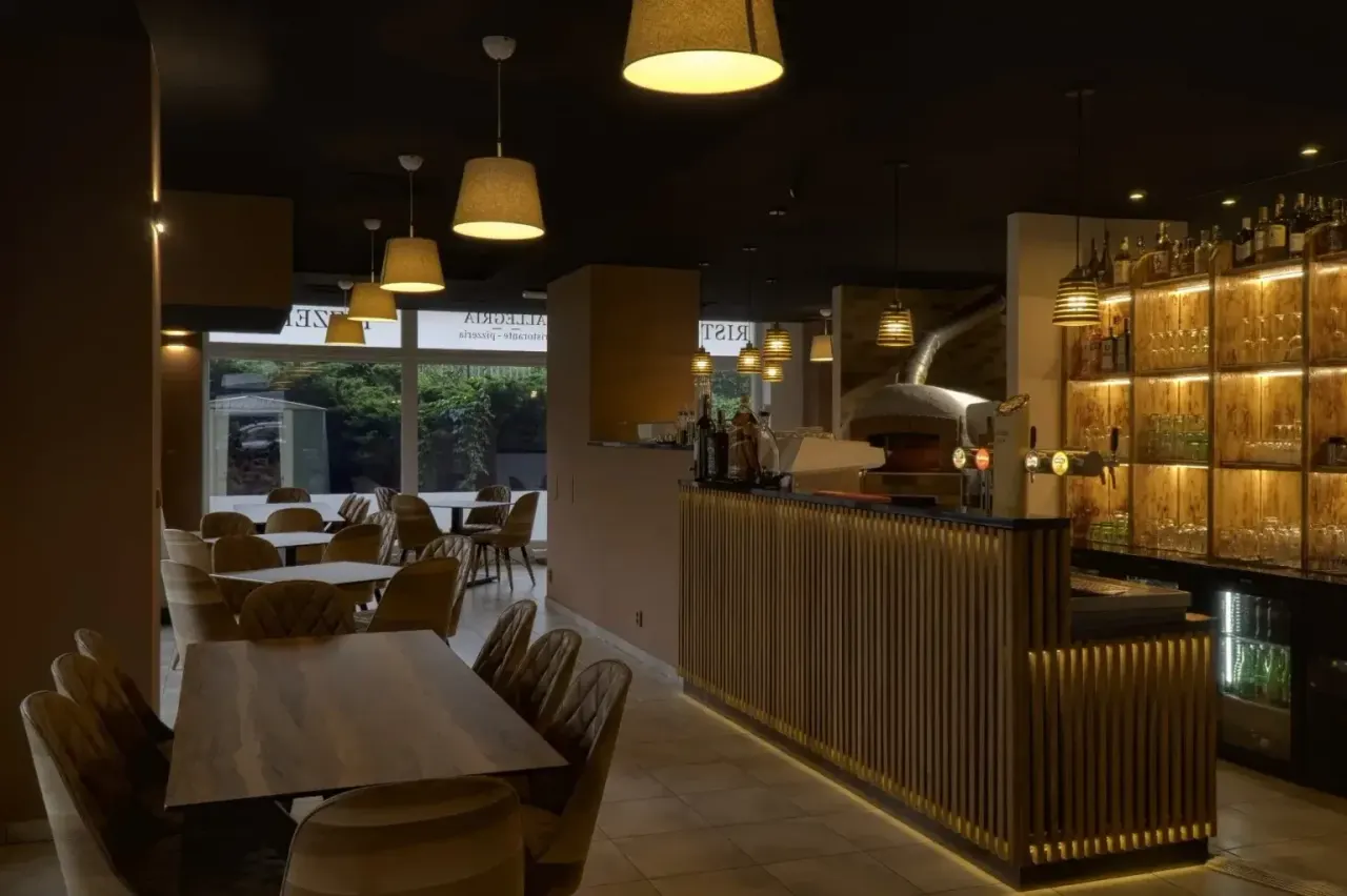 BookNoFees: Restaurace – Allegria – Prague – Radost, foto 1