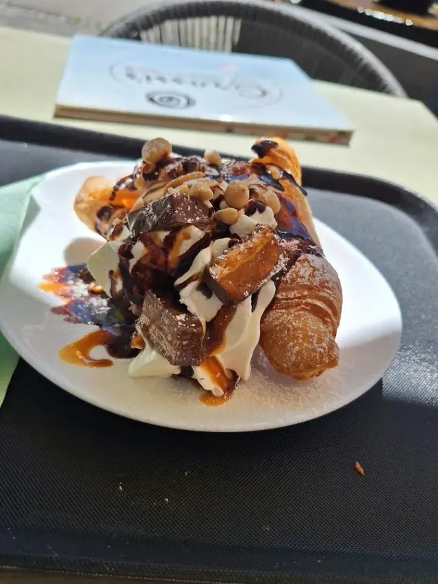 BookNoFees: Restaurace – Grossi's Eismanufaktur – Attendorn – Grossiho cukrářská dílna, foto 2