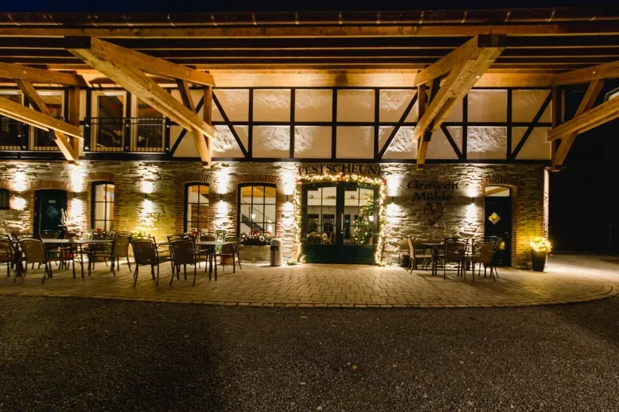 BookNoFees: Restaurace – Landgasthof Grewen-Mühle – Meschede-Calle – Venkovský hostinec Grewen-Mühle, foto 1