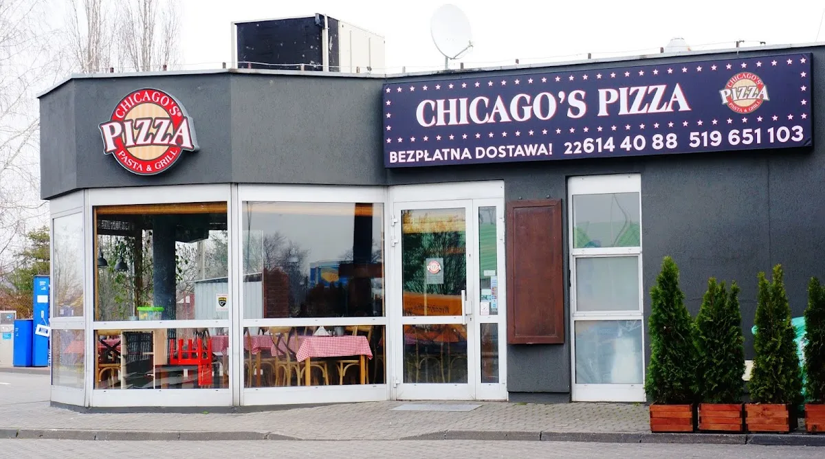 BookNoFees: Restaurace – Chicago's Pizza – Warsaw – Chicagská pizza, foto 1