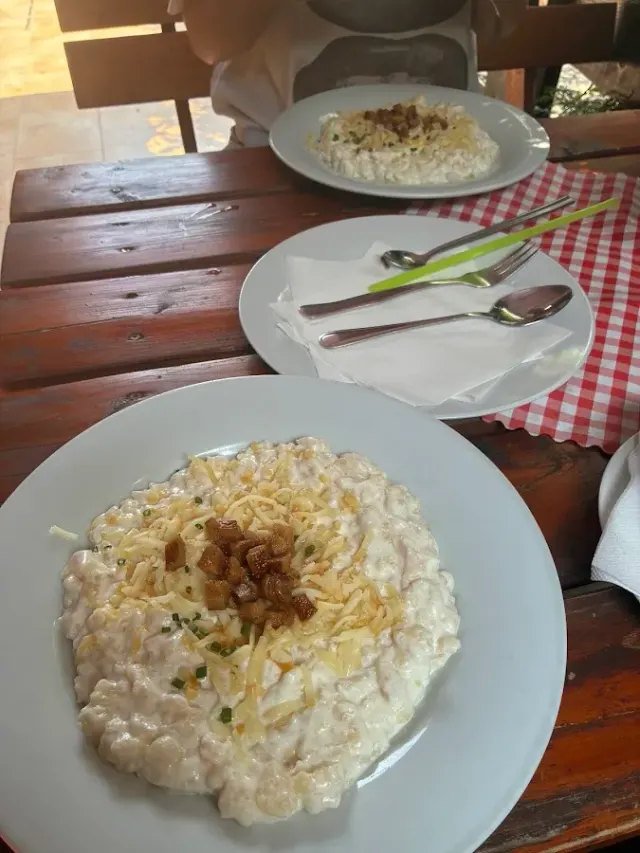 BookNoFees: Restaurace – Mlynská Koliba – Bratislava – Mlynská Koliba, foto 2