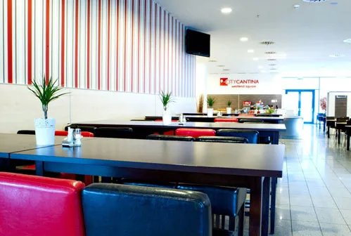 BookNoFees: Restaurace – City Cantina Square – Bratislava – Náměstí City Cantina, foto 1