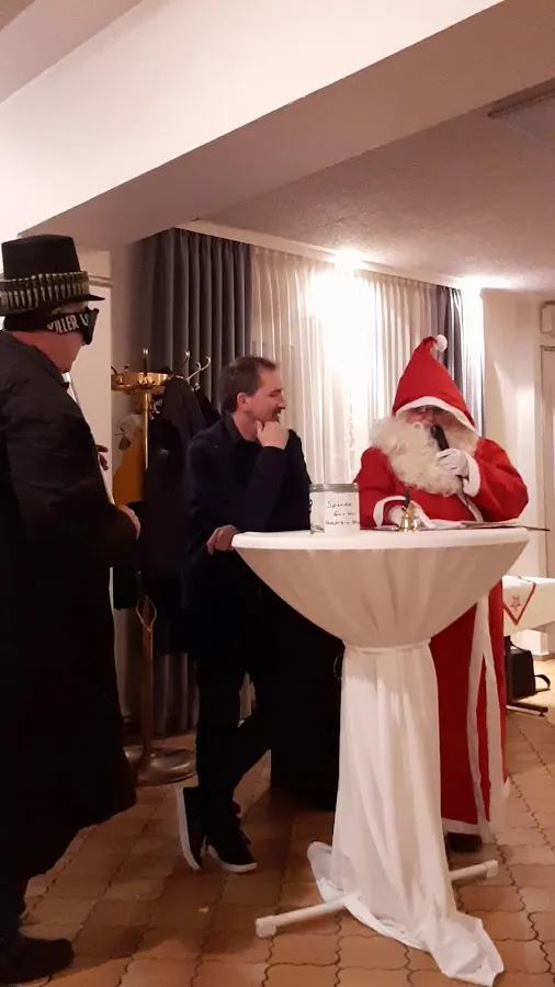 BookNoFees: Restaurace – Dorfschänke Körner – Arnsberg-Bruchhausen – Vesnická hospoda Körner, foto 3