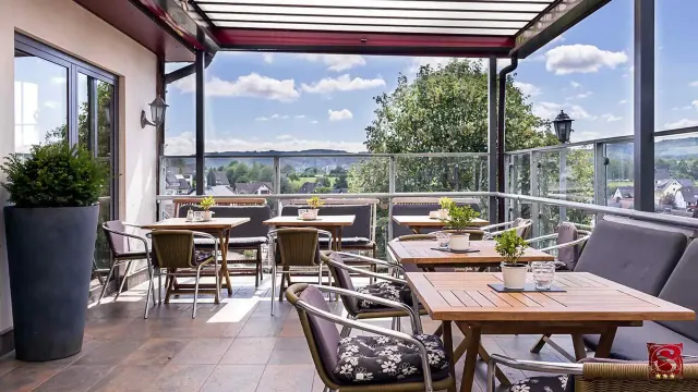 BookNoFees: Restaurace – Hotel-Restaurant Gasthof Steinhoff – Finnentrop – Hotel a restaurace Gasthof Steinhoff, foto 3