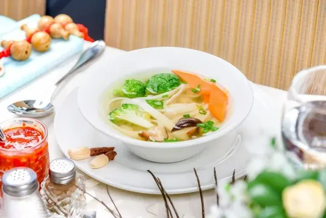 BookNoFees: Restaurace – Restaurant Nan Jing – Bucharest – Restaurace Nan Jing, foto 3