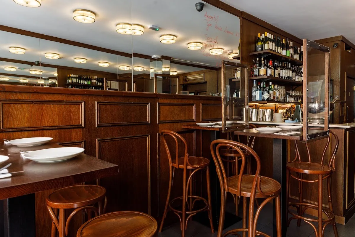BookNoFees: Restaurace – Gunpowder – London – Střelný prach, foto 1