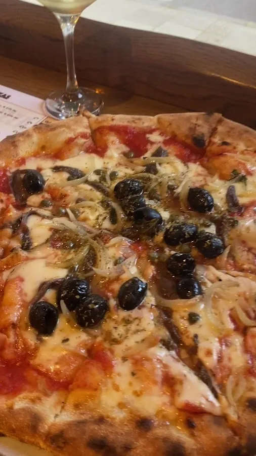 BookNoFees: Restaurace – Ciao Pizza – London – Ahoj, Pizza, foto 3