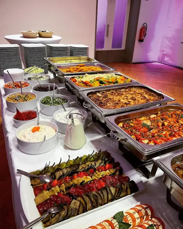 BookNoFees: Restaurace – Haus Lennestein – Altena – Dům Lennestein, foto 2