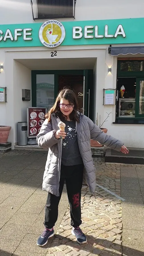 BookNoFees: Restaurace – Eis & Cafe Bella – Rüthen – Zmrzlina a kavárna Bella, foto 3