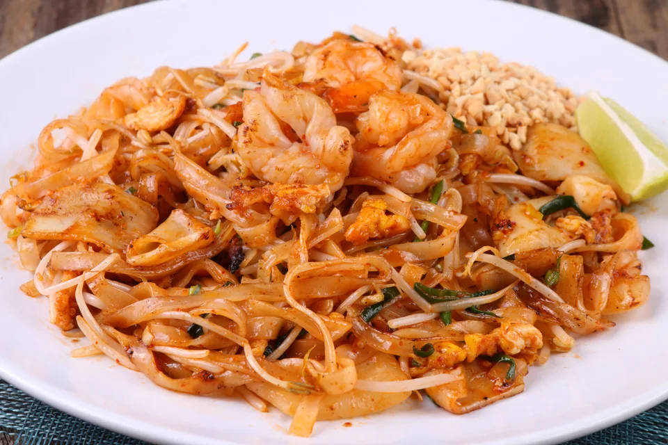 BookNoFees: Ukázková fotografie: Pad Thai s krevetami